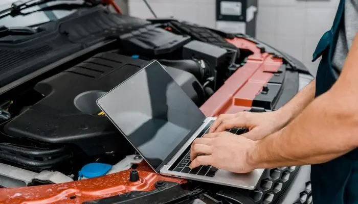 How Long Can a Car Battery Power a Laptop 