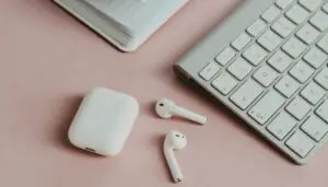 How to Fix Airpod Keep Cutting Out